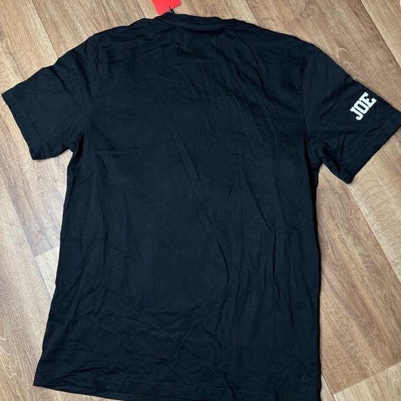 2021 Large Peanuts Snoopy Joe Cool Huge Chenille Patch Graphic Collector T Shirt - Picture 5 of 7